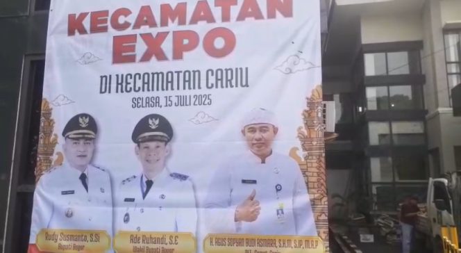 
 Antusias warga Cariu pada acara Kecamatan Expo